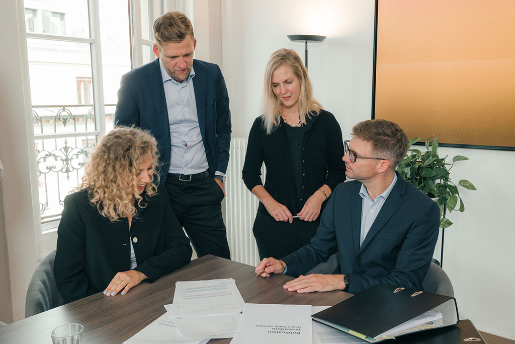 Nicolas Mossaz Lawyer in Geneva in a Meeting with Fiona Scherrer Attorney in Geneva preparing an expat case.